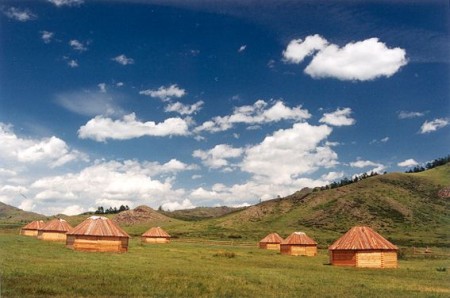 Kyug yurt camp